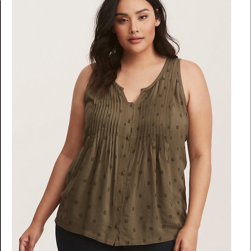 ❌SOLD❌ OLIVE OWL PLEATED TANK